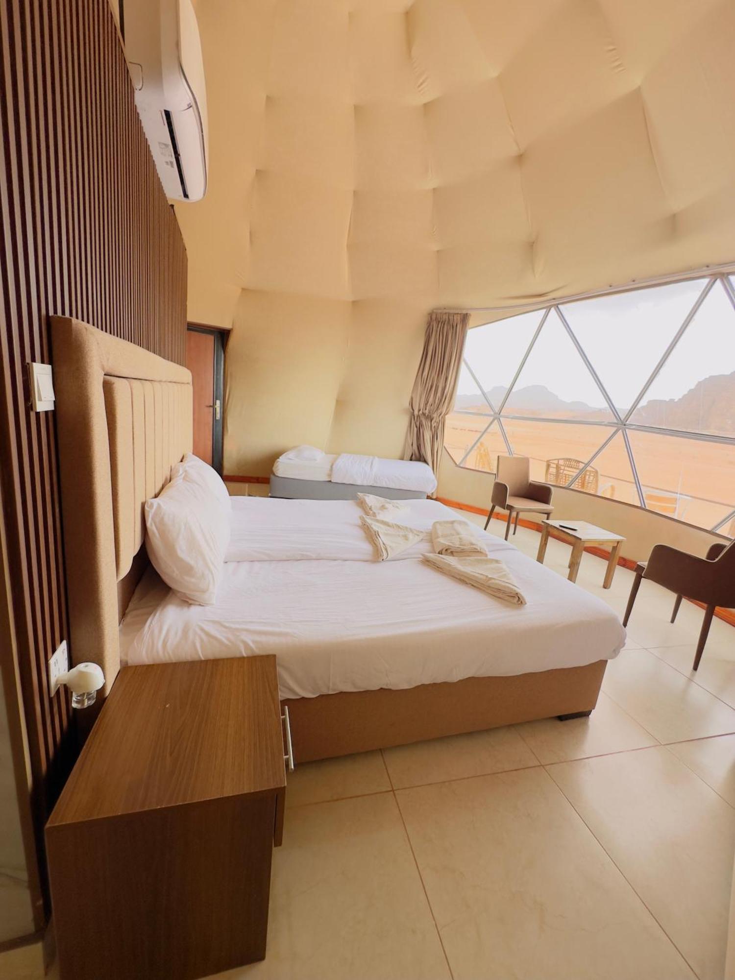 Holiday Inn Luxury Camp Ram Vadisi Dış mekan fotoğraf
